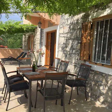 Toni Apartament